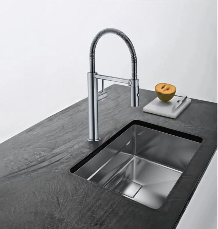 Franke Pescara Semi Pro L Kitchen tap flexible spout stainless steel 115.0472.960