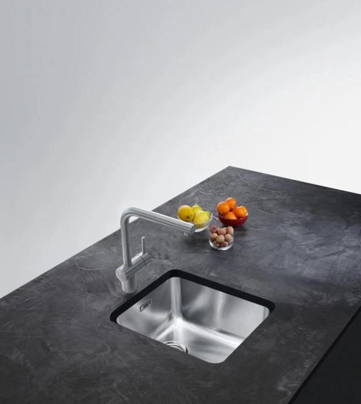 Franke solid stainless steel kitchen tap Atlas Neo swivel spout 115.0547.856