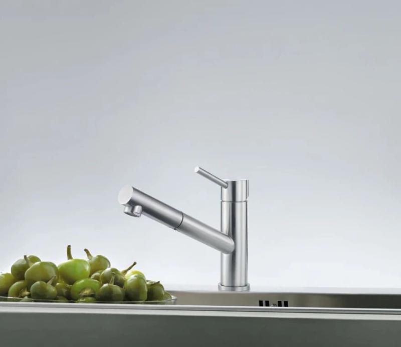 Franke Orbit solid stainless steel low kitchen tap with pull-out spout stainless steel 115.0569.461