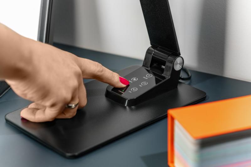 Decor Desktop lamp Loneos 12W 700lm AC220-240V 3-CCT 5 Step Dimming RA>80 USB black 1208962502