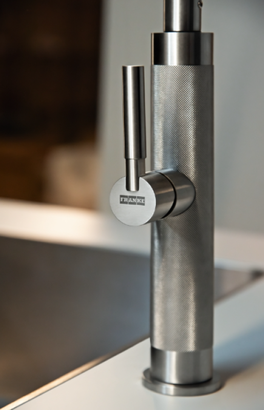 Franke Mythos Masterpiece Kitchen Faucet Stainless Steel with J-Spout and Pull-Out Spray Head - 115.0711.554