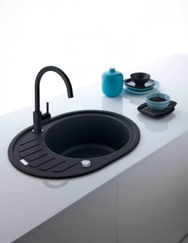 Franke Lina XL Kitchen Faucet Onyx with Swivel Spout 115.0626.020