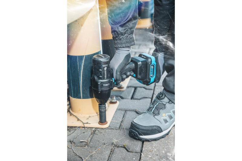 CORDLESS BRUSHLESS IMPACT WRENCH 1000 Nm 18V