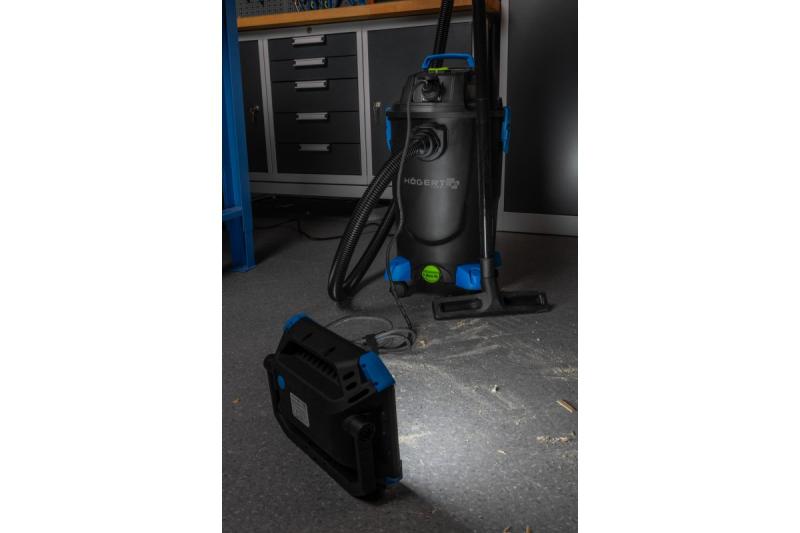 Wet and dry universal vacuum cleaner 20 l