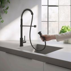 Quadri Redwick kitchen mixer tap in black with semi-flexible spout and shower with 2 jet types plus water stop function 1208971410