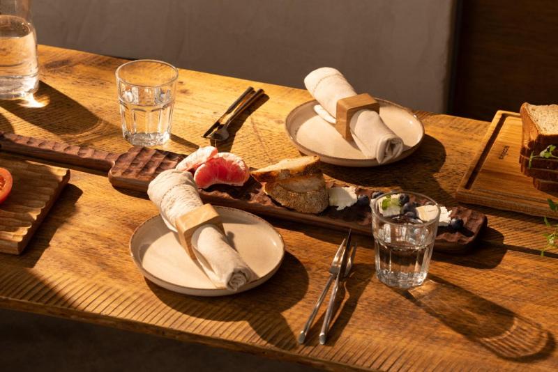 Woodsea Dunes Walnut- Walnut Wooden Serving Board 70x10cm 1208971549