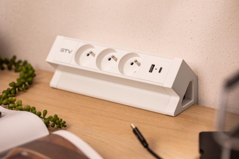 Basco furniture socket, 3 x socket with grounding, USB A+C, 1.5m cable, white with mounting
