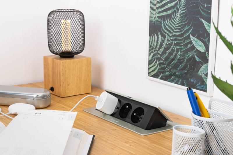 SOFT pull-out power socket, power cable 1,5m