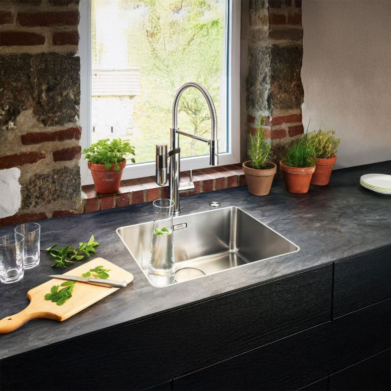 New Franke MYX Mythos stainless steel sinks from March 1, 2021